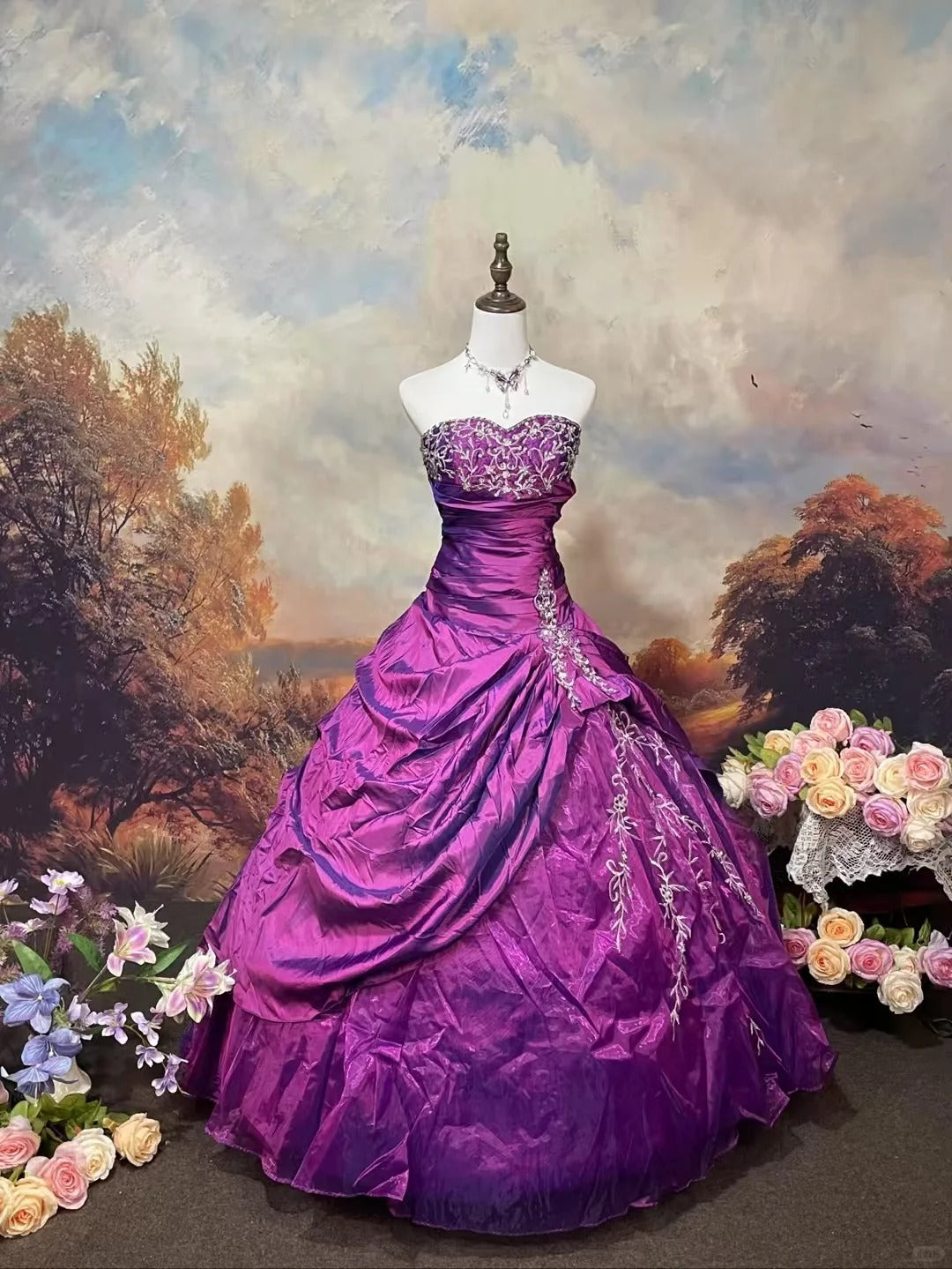 Purple exquisite beaded satin floor-length vintage long ball gown nv5154