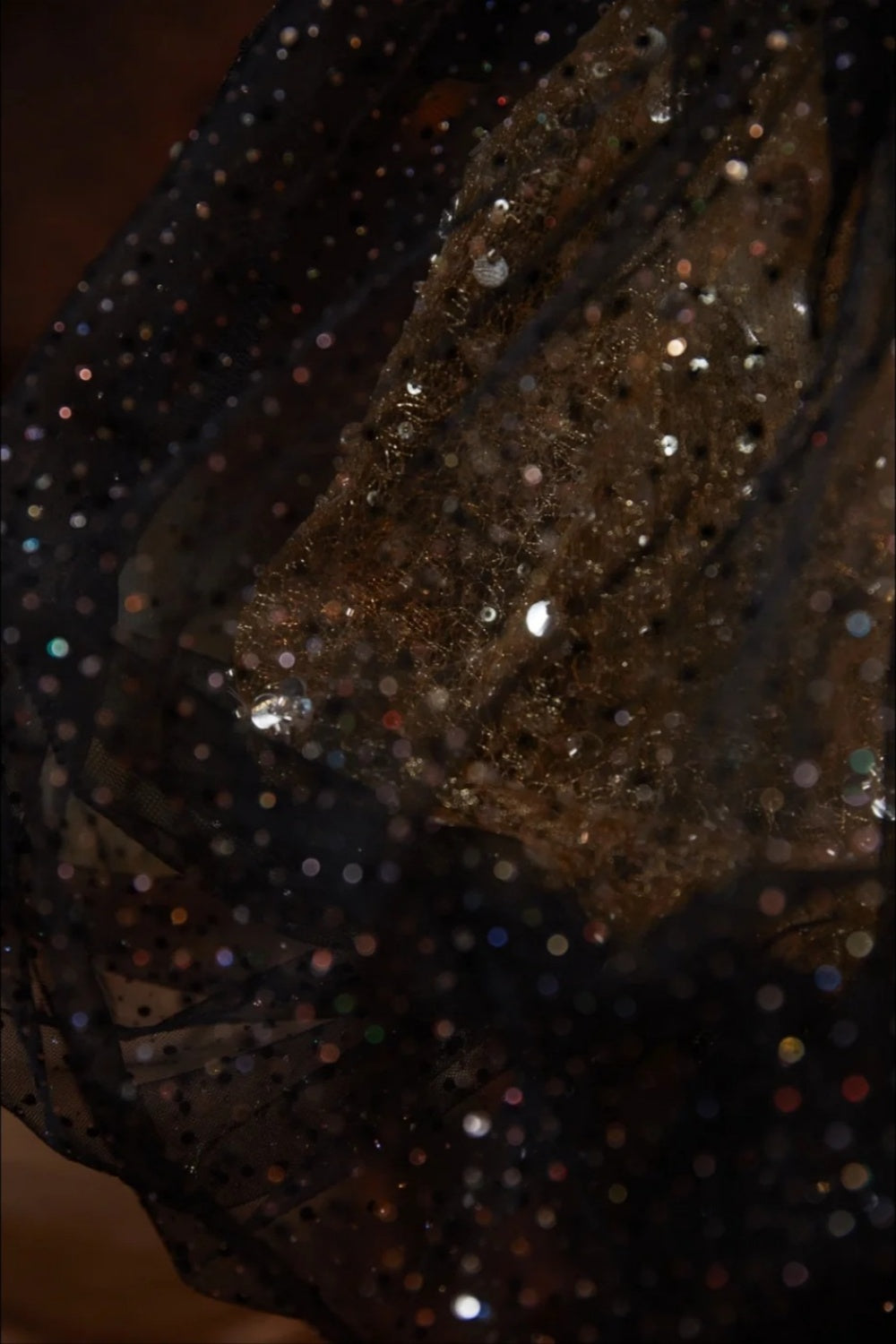 Dark Gold-Embroidered Dress, Mysterious Retro Long Shimmering Gown NV6537