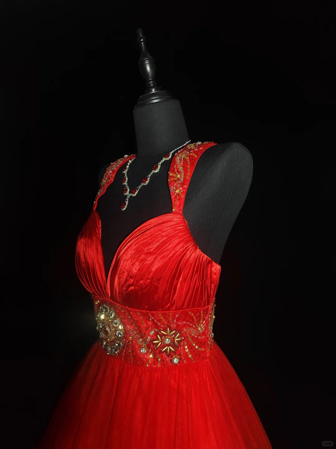 Red Gorgeous Elegant Fashion Exquisite Gemstone Beads Short Satin Tulle Ball Gown Evening Dress Prom Dress Homecoming Gown nv3871