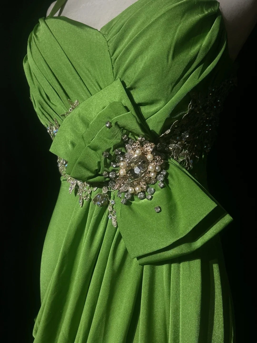 Langes Kleid in Grün-Olivgrün NV6864