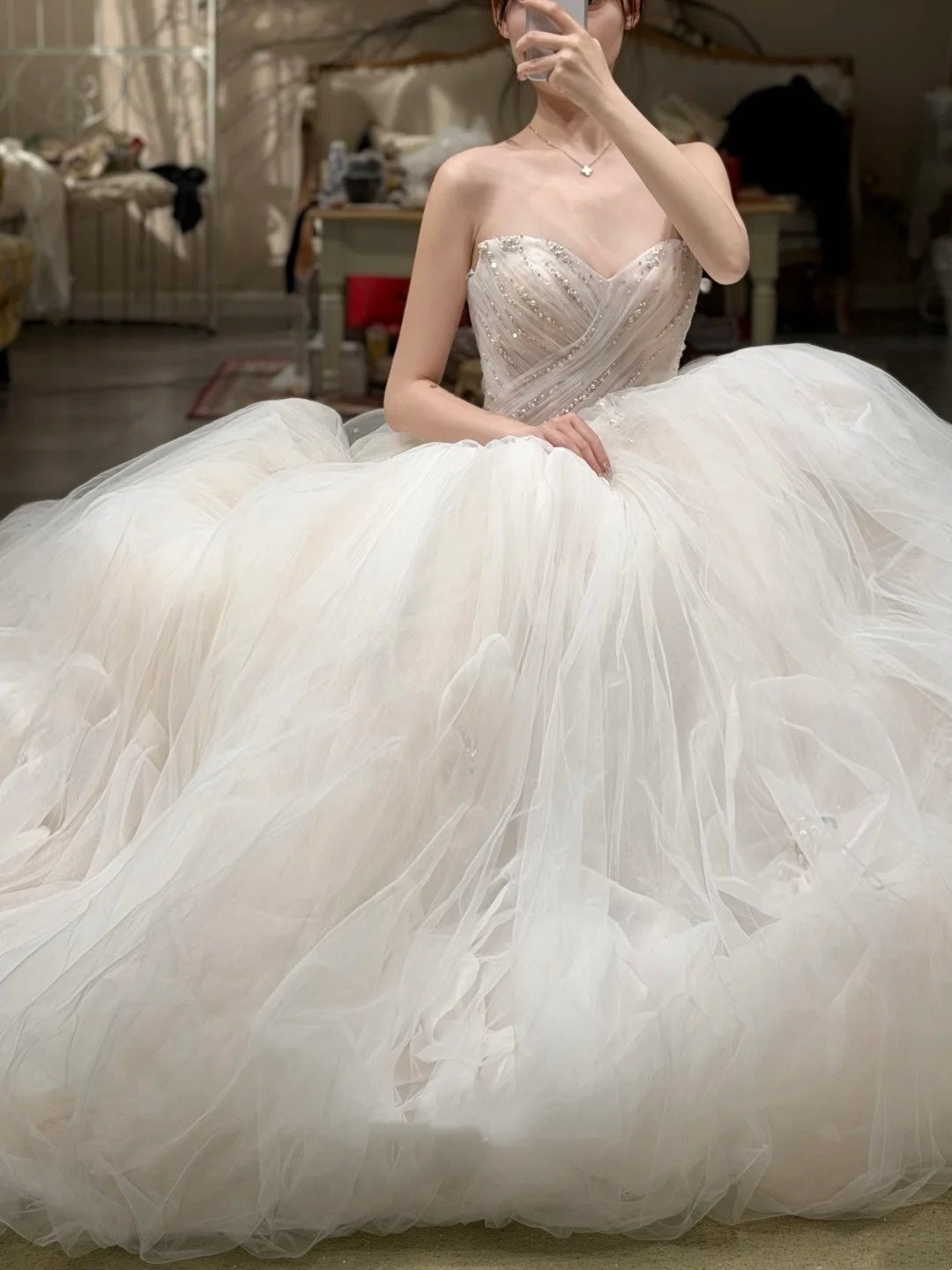 Dreamy Princess Style Strapless Sleeveless Wedding Gown | White Tulle 3D Flower Ballgown Train Maxi Dress for Wedding Bridal Engagement Luxury Dinner NV6275