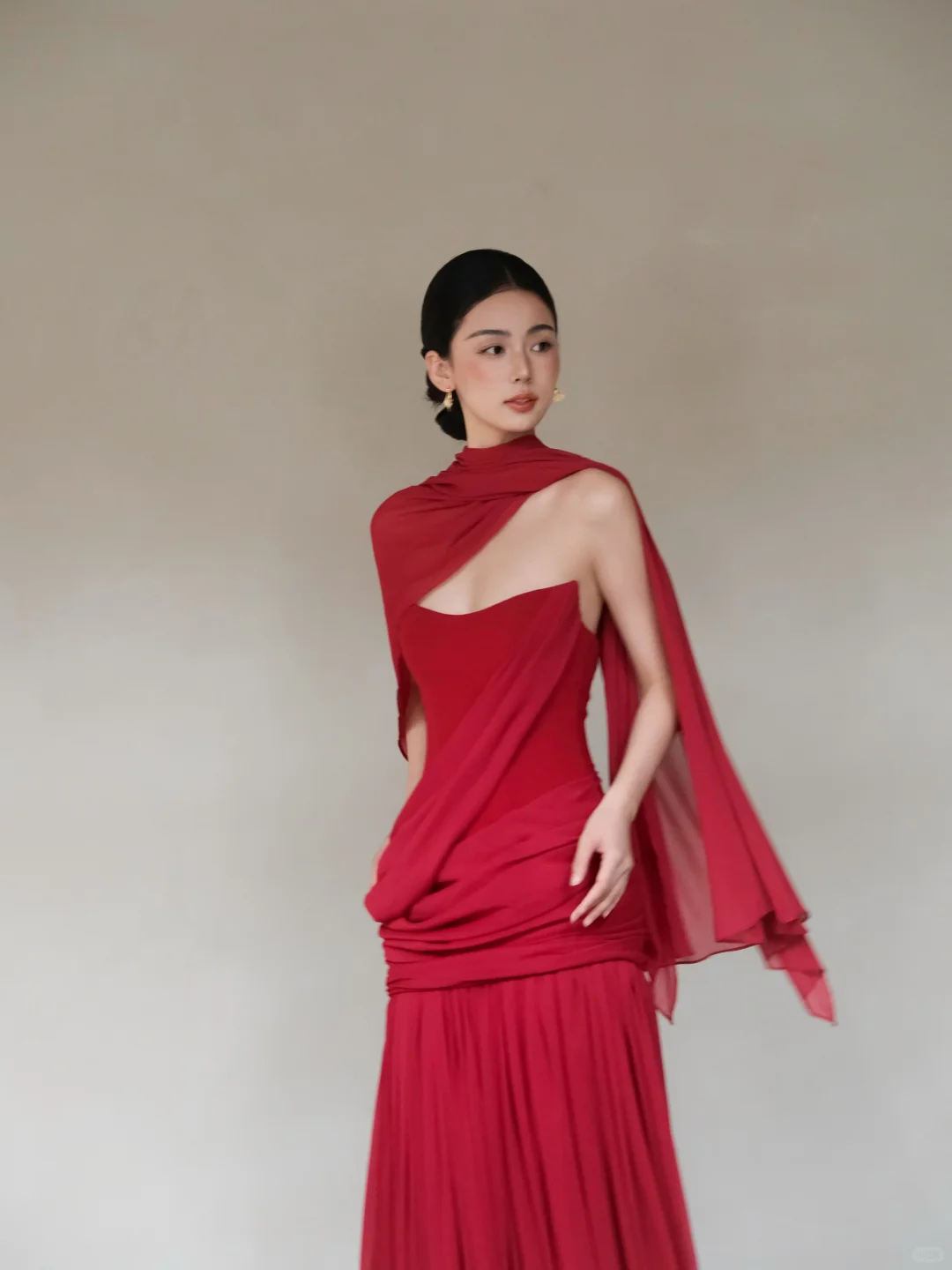 Burgundy One Shoulder Draped Chiffon Pleated Evening Gown with Cape  NV7188