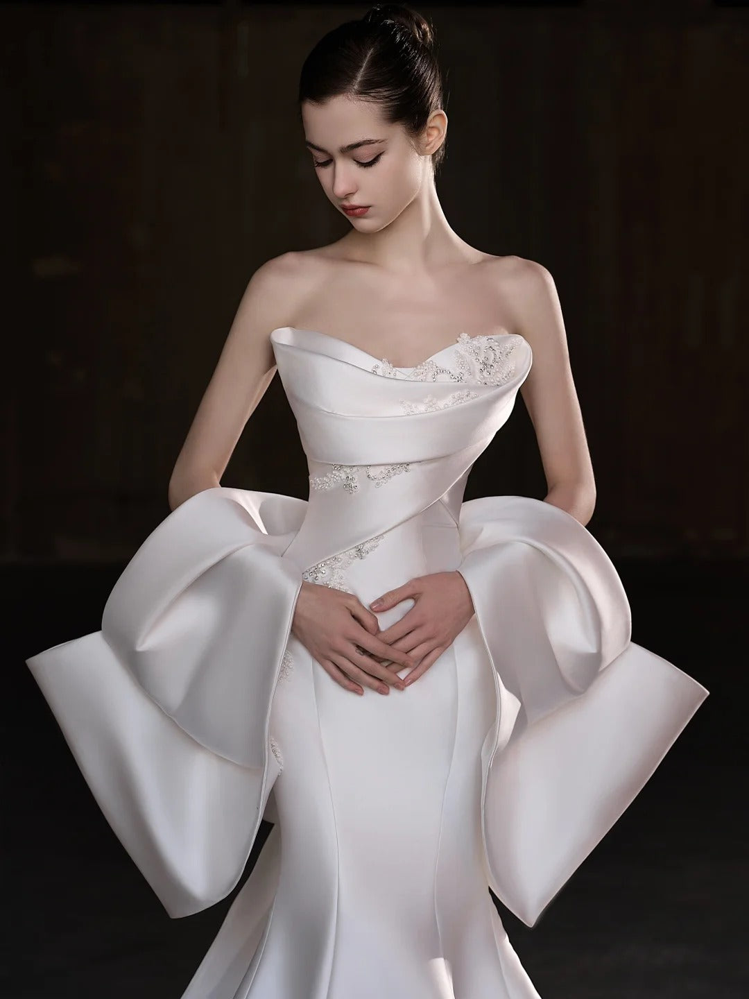 White Gorgeous Exquisite Beaded Long Satin Mermaid Slim Ball Gown Evening Gown Wedding Dress nv4127