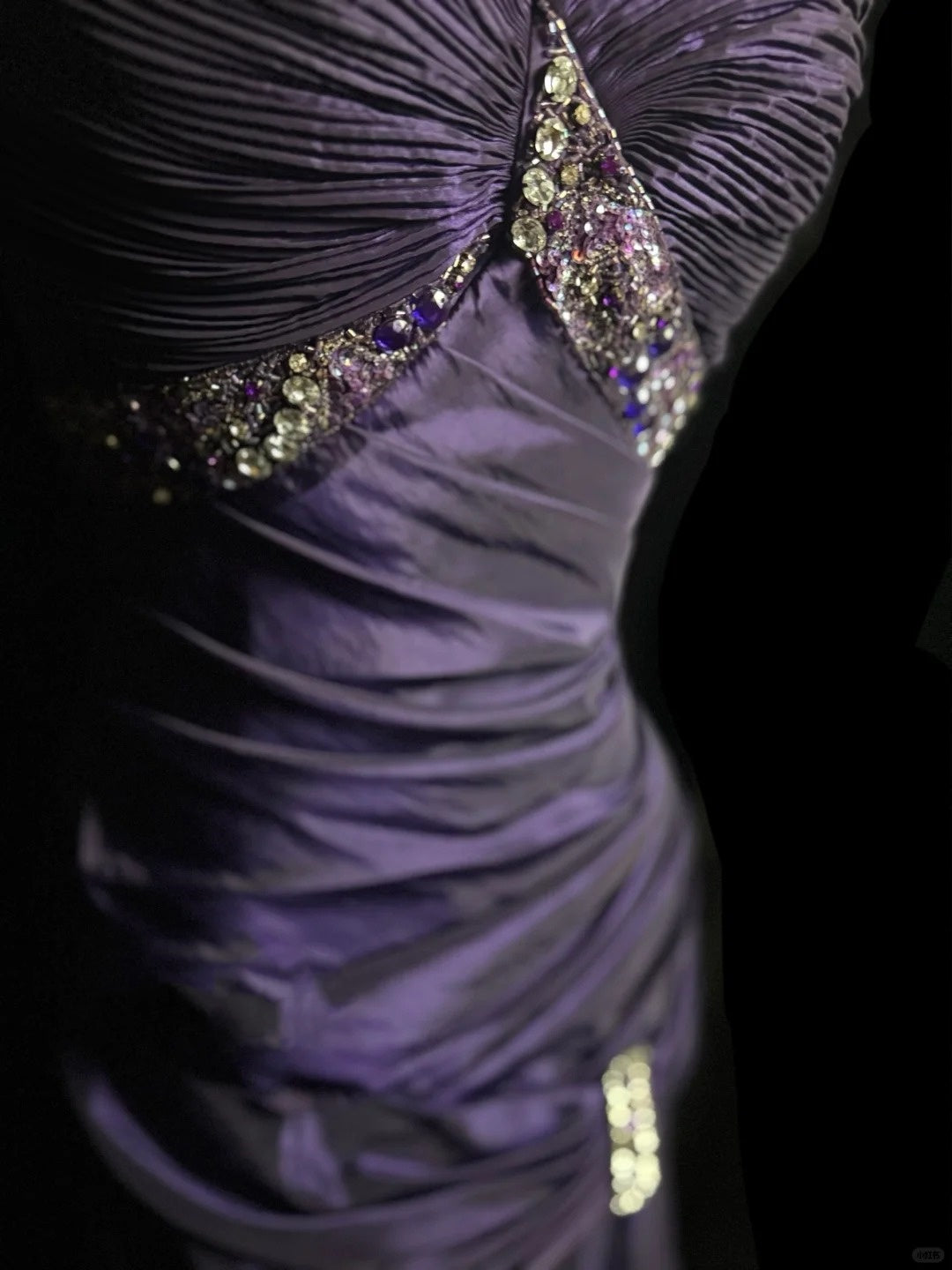 Purple Vintage Exquisite Gem Beads Fashion Elegant Spaghetti Straps Long Floor Length Satin Ball Gown Evening Gown Birthday Dress nv4140