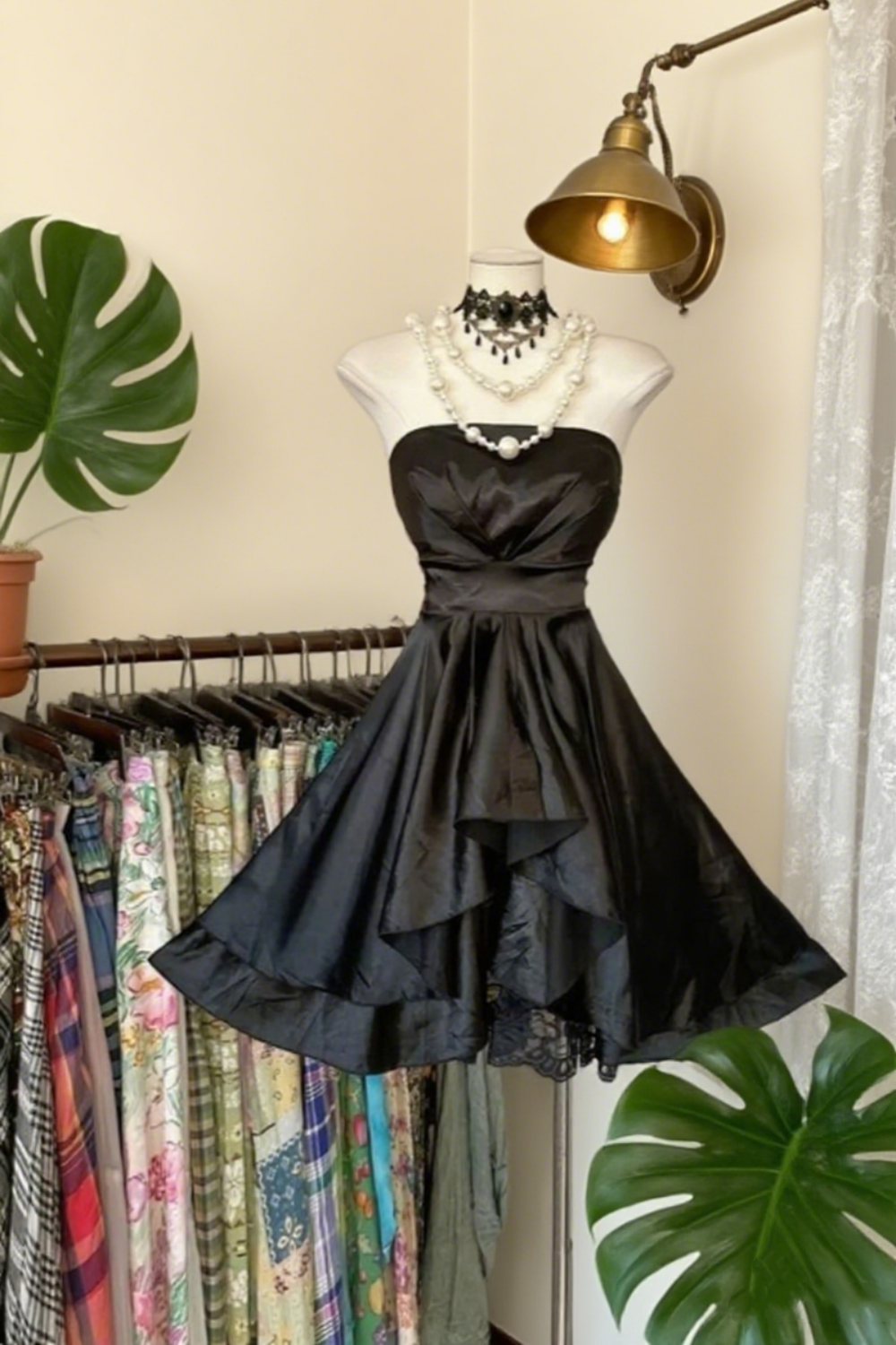 Vintage Hepburn Style Black Strapless Mini Dress - Ruffled Hem Sweet Party Gown NV6756