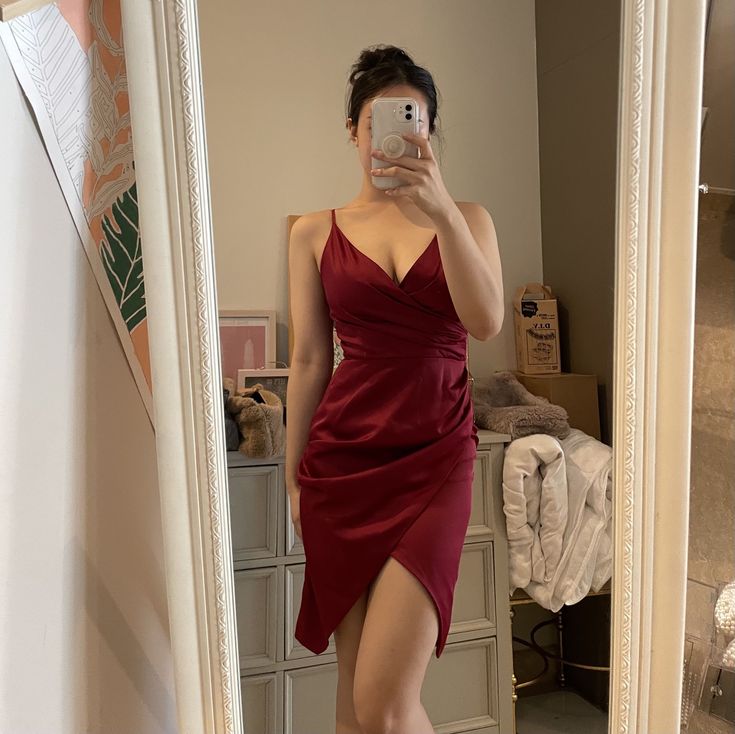 Burgundy V-neck Simple Elegant Slim Short Mini Prom Dress Evening Dress Party Dress Homecoming Dress nv2351