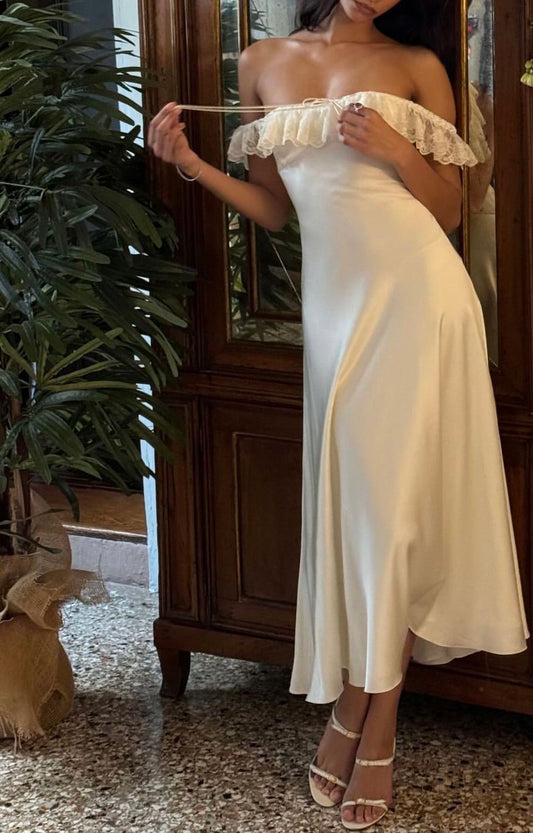 Bridesmaid Dresses Retro Sweet Style Off-the-Shoulder Lace Gown | White Satin Maxi Slit Dress for Luxury Dinner Date Garden Party NV6268