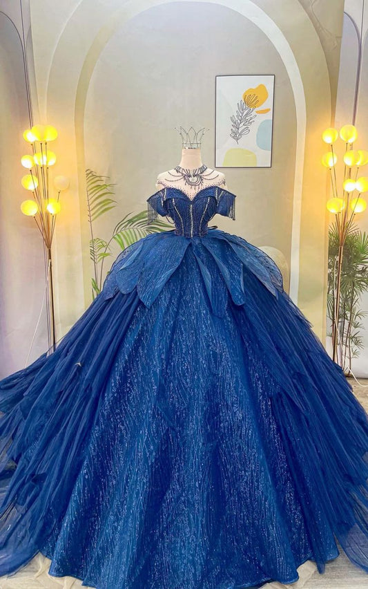 Luxuriöses und exquisites langes Ballkleid NV6509