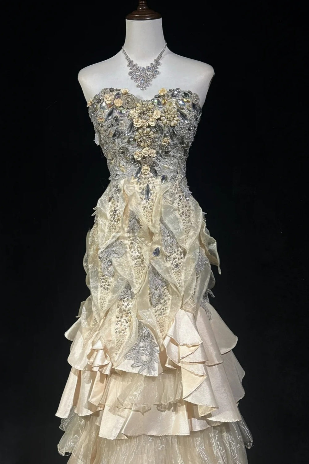 Luxurious and gorgeous long exquisite bead decoration formal evening gown Prom gown NV6576