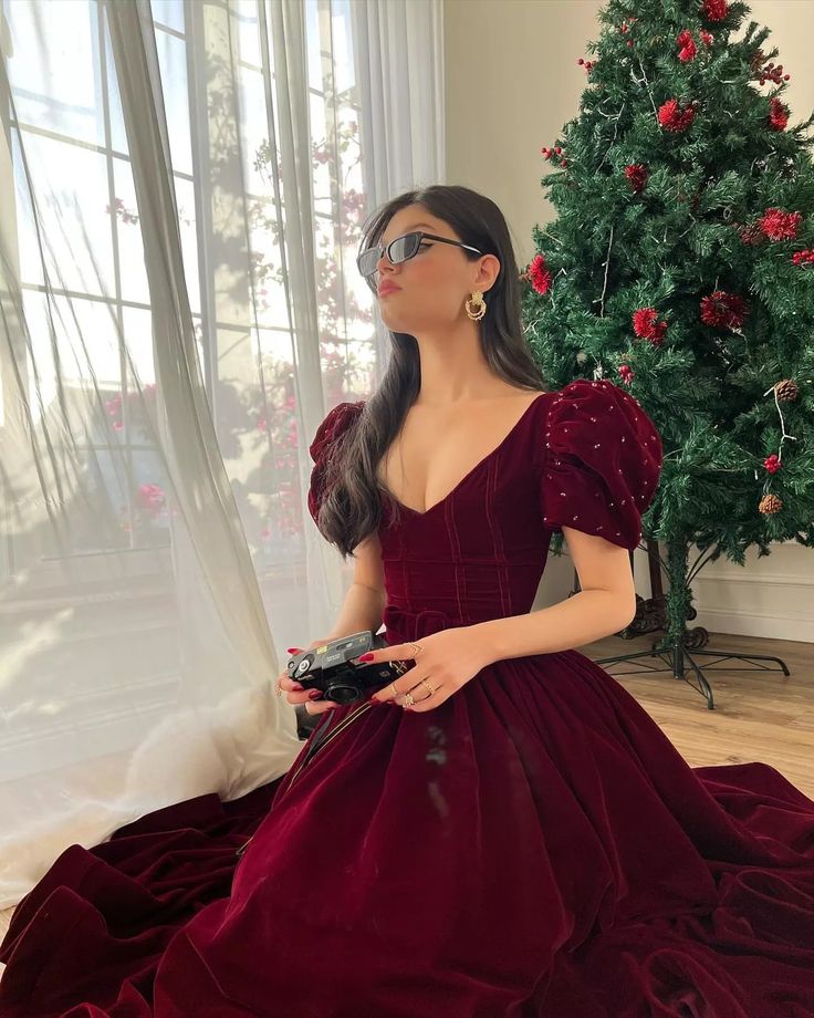 Red V Neck Velvet Back Puff Sleeves Short Sleeve Beaded A-Line Skirt Elegant Prom Dress Graduation Dress Homecoming Dress Party Dress nv2380