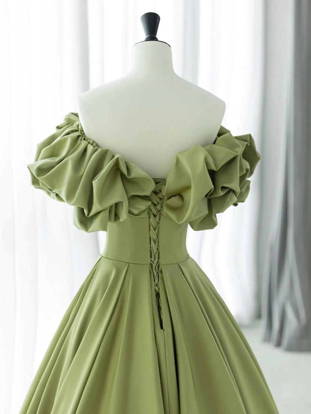 Green A-Line Satin Long Ball Gown Evening Dress nv2164