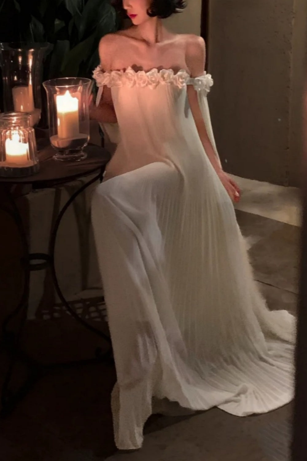 Französisches 3D-Blumen-Kleid mit schulterfreiem Ausschnitt: Plissierter Chiffon, rückenfreies Kleid mit Schärpe, Feen-Thermalbad-Kleid NV6402