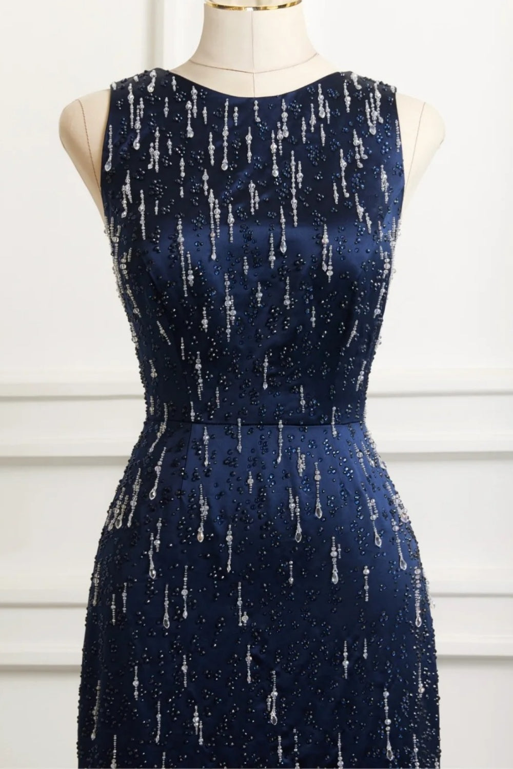 NiceVestidos-Navy Blue Luxurious Beaded Formal Evening Gown NV6094