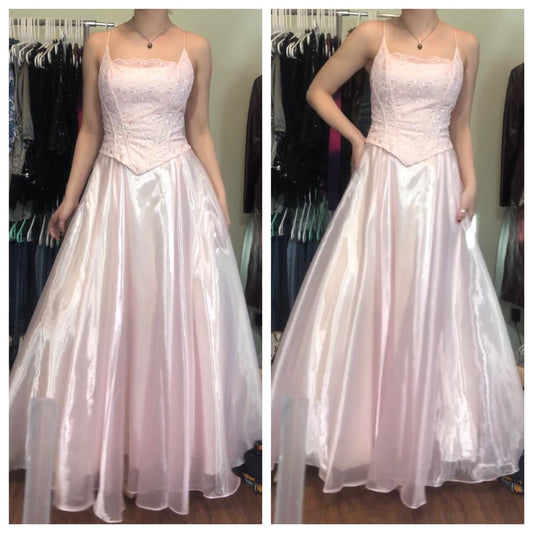 NiceVestidos- Pink Gorgeous Vintage Prom Dress Floral Long Tulle Homecoming Dress nv5572