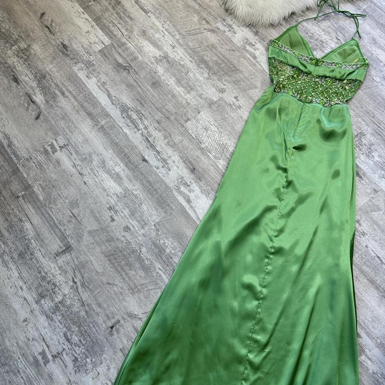 Green Beaded Shiny Elegant Long Satin Ball Gown Evening Gown Party Dress nv4562