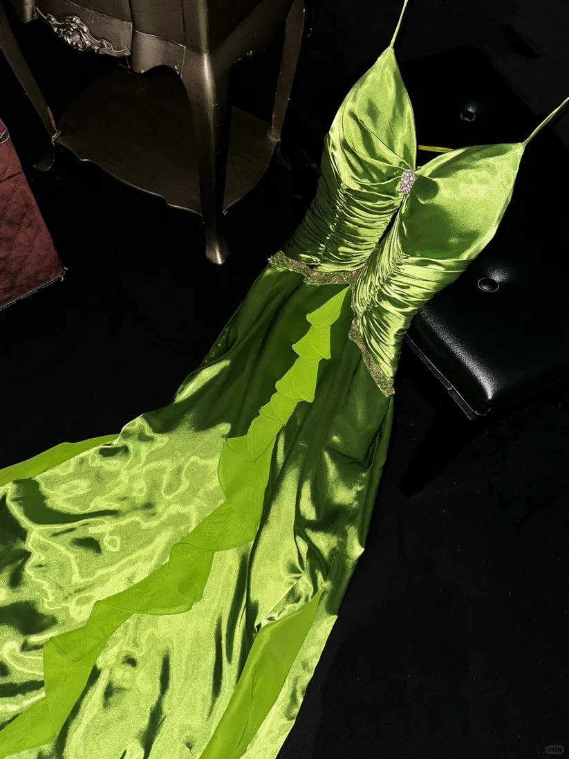 Green stylish and elegant spaghetti strap satin long ball gown nv5396