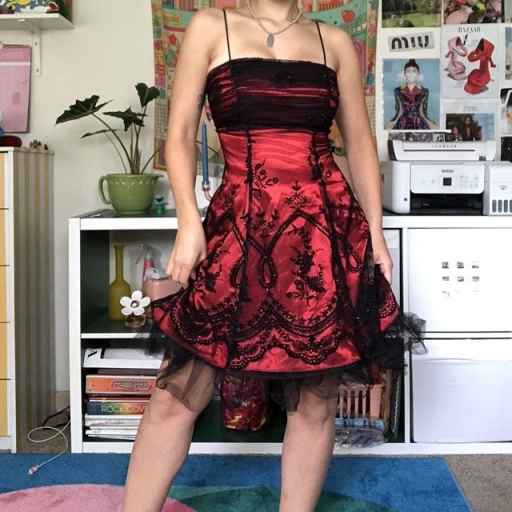 NiceVestidos--Burgundy exquisite beaded short homecoming dress prom dress NV5695