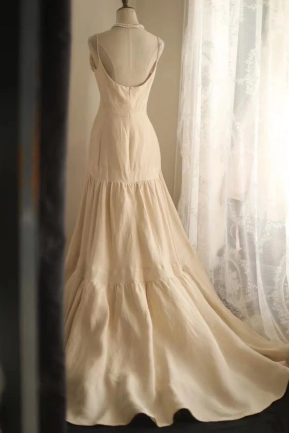 Vintage Rose Tail Wedding Dress NV6588