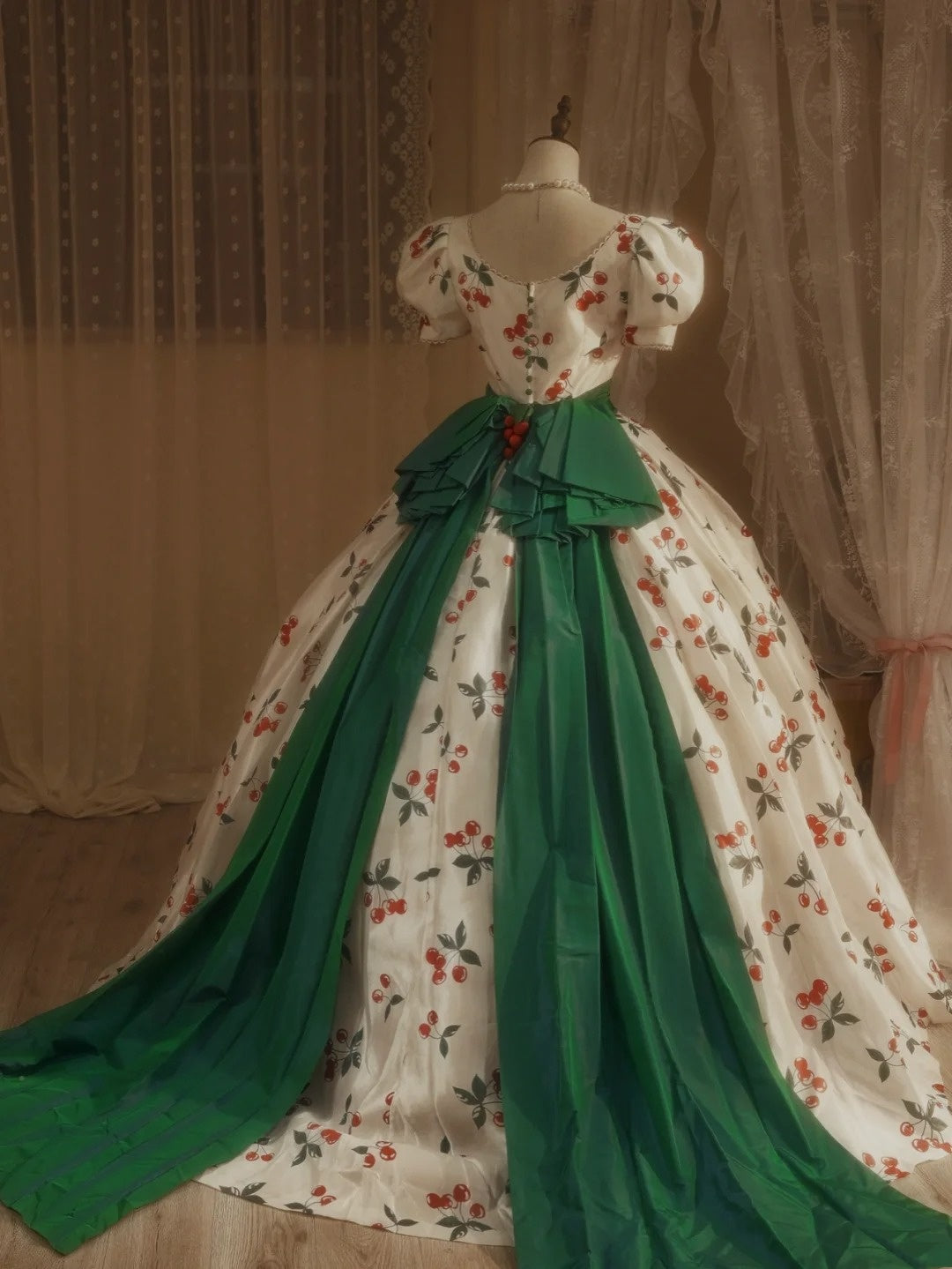 NiceVestidos--Vintage Dress Girl Princess Dress Satin Tulle 16 Years Old Dress NV5855