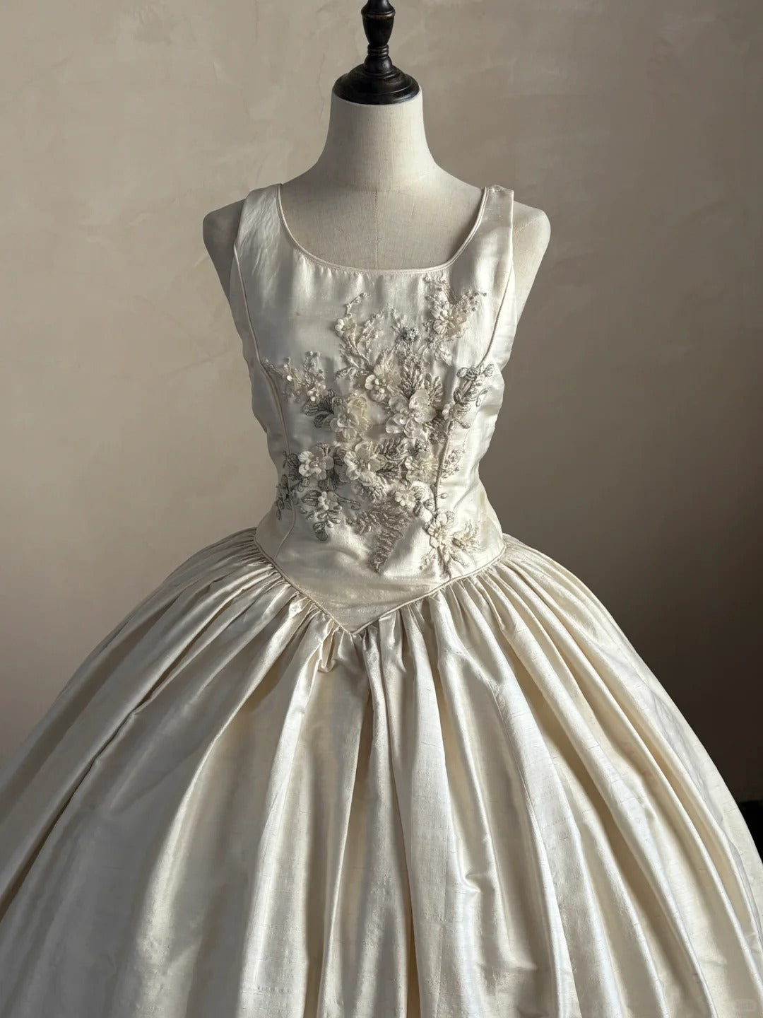 Ivory White Floral Beaded Long Satin Ball Gown Evening Gown Wedding Dress nv4439