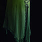 Vintage, sommergrünes, langes Abendkleid mit Weinrebenbesatz und exquisiter Perlenstickerei (NV6608)