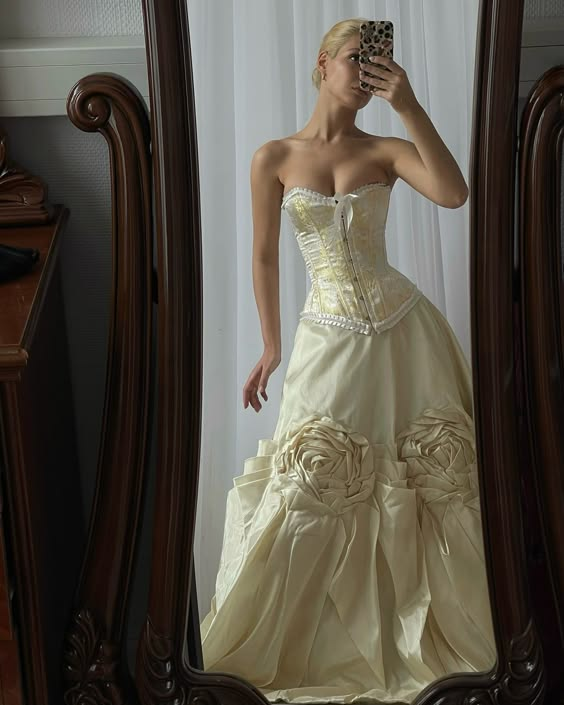 Yellow gold stylish elegant corset three-dimensional flower skirt A-line long ball gown evening dress nv2654