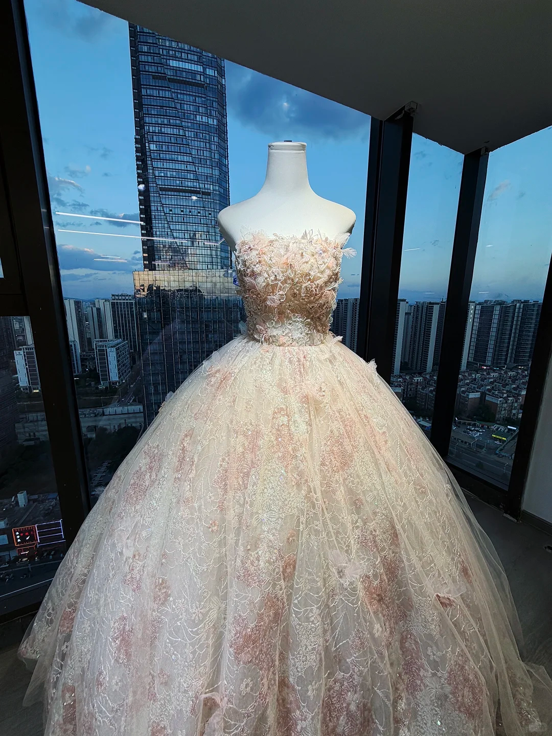 Strapless Champagne Pink Prom Dress 3D Flowers Hand Beading Lace Sequin Tulle Ball Gown  NV7048