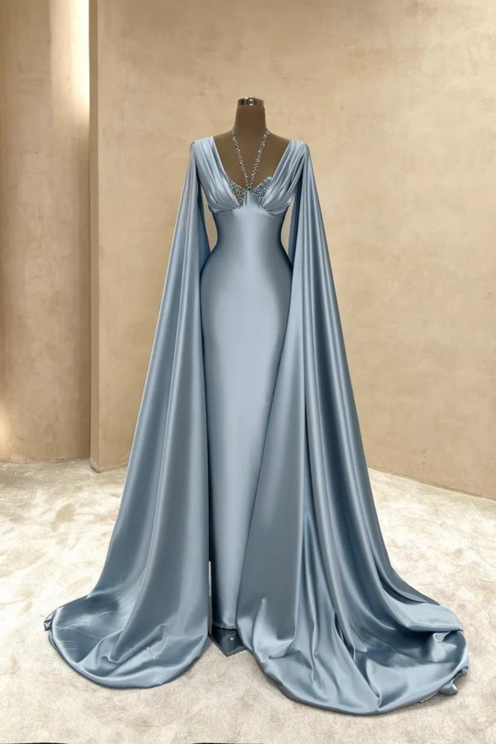 NiceVestidos – Langärmeliges, exquisit besticktes, glamouröses Abendkleid NV5956