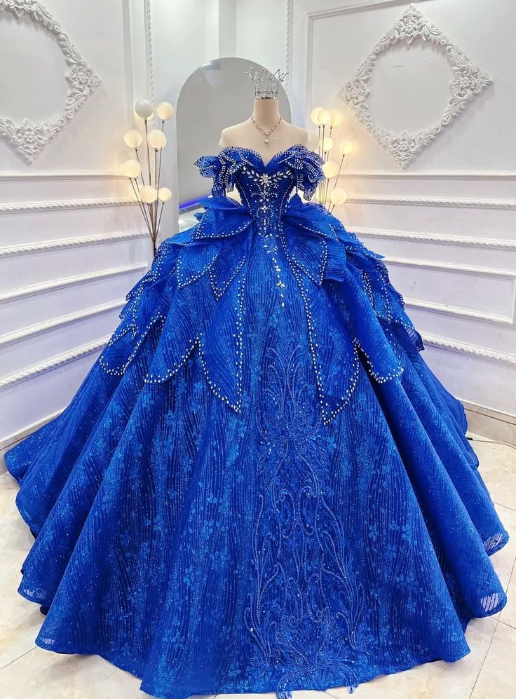 Luxuriöses und exquisites langes Ballkleid NV6510