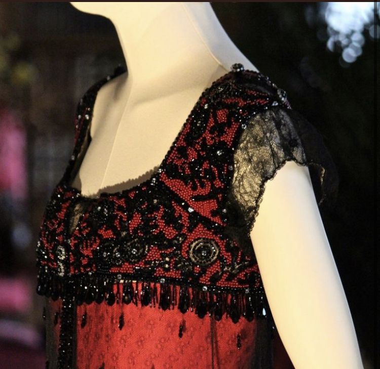 NiceVestidos--Burgundy Exquisite Beaded Long Retro Elegant Prom Dress Evening Dress NV5886