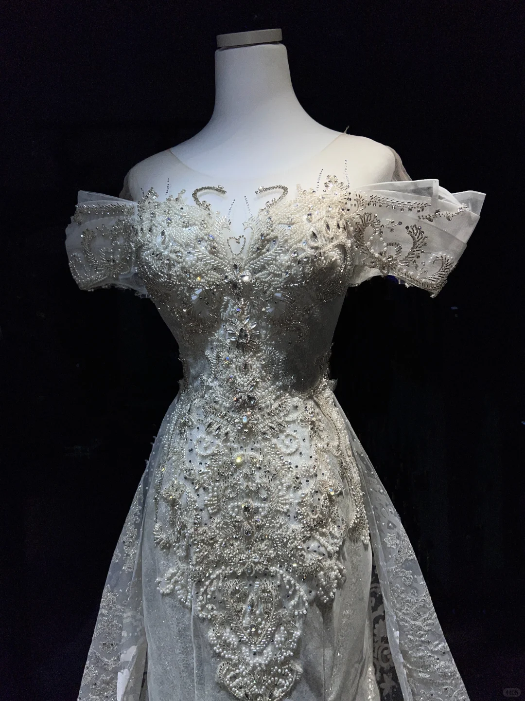 Off Shoulder Ivory Mermaid Wedding Gown Beaded Lace Appliques Detachable Long Tulle Train  NV7062