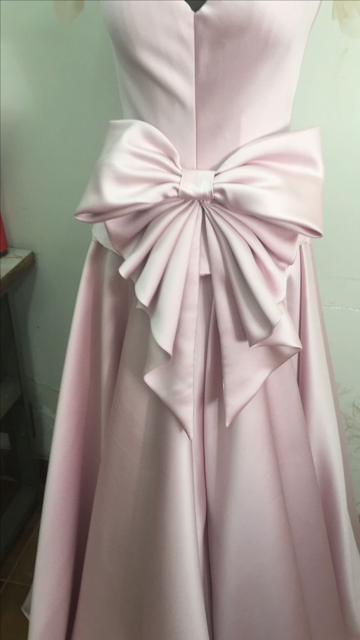 Pink Fashion V-neck Exquisite Floral Elegant Long Satin Ball Gown Evening Dress Party Dress nv3555